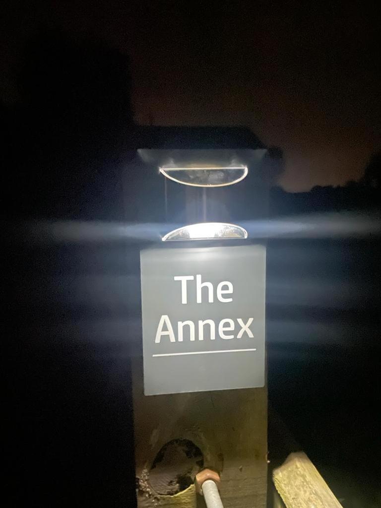 The Annex @ 3 East Town Cottages West Ashton Exteriör bild